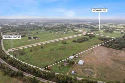 Residential Land For Sale in McDade, Texas