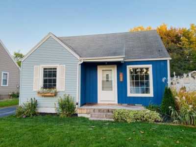 Home For Rent in Brookfield, Wisconsin