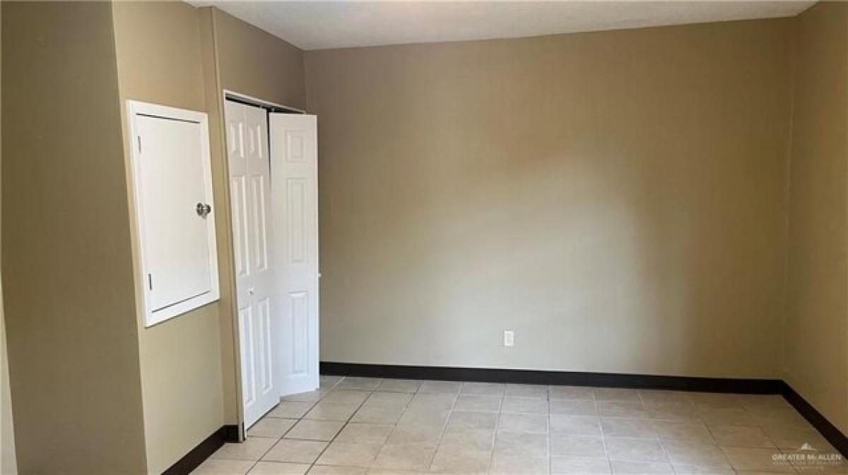 Picture of Home For Sale in McAllen, Texas, United States