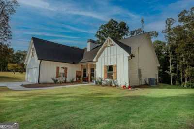 Home For Sale in Statham, Georgia