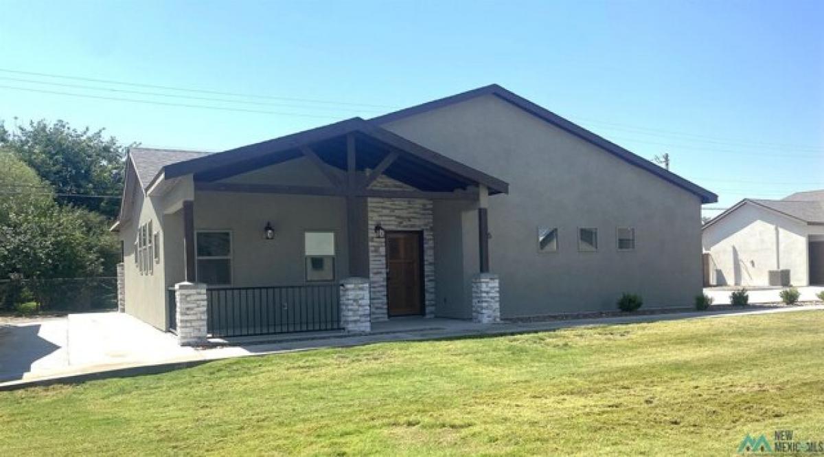 Picture of Home For Sale in Artesia, New Mexico, United States