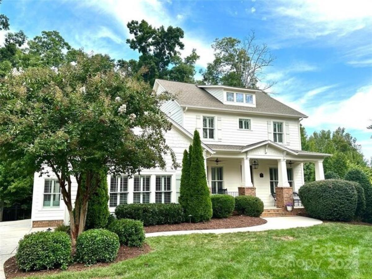 Picture of Home For Sale in Fort Mill, South Carolina, United States