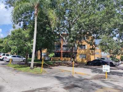 Home For Rent in Deerfield Beach, Florida