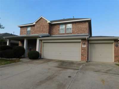 Home For Rent in Little Elm, Texas