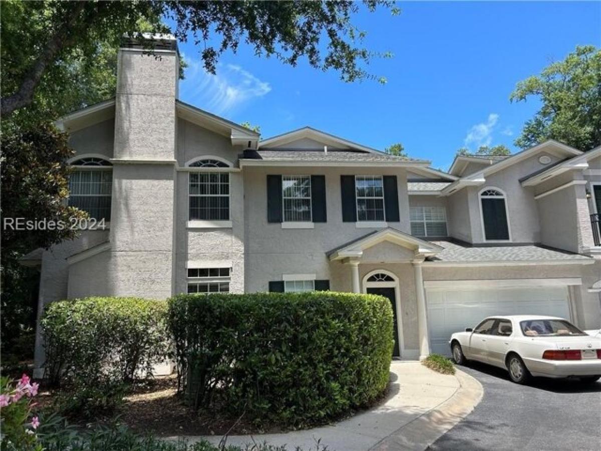 Picture of Home For Sale in Hilton Head Island, South Carolina, United States