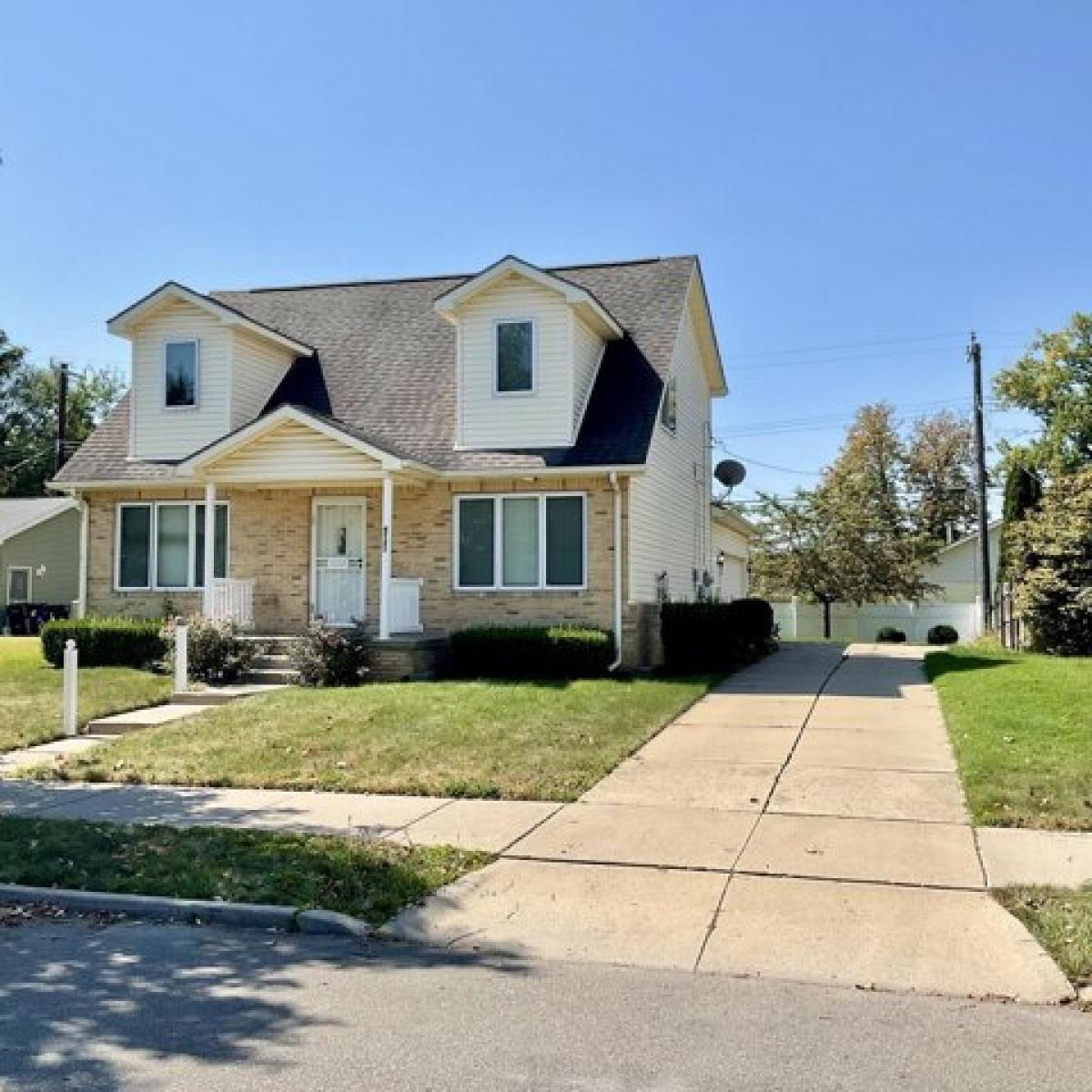 Picture of Home For Sale in Detroit, Michigan, United States