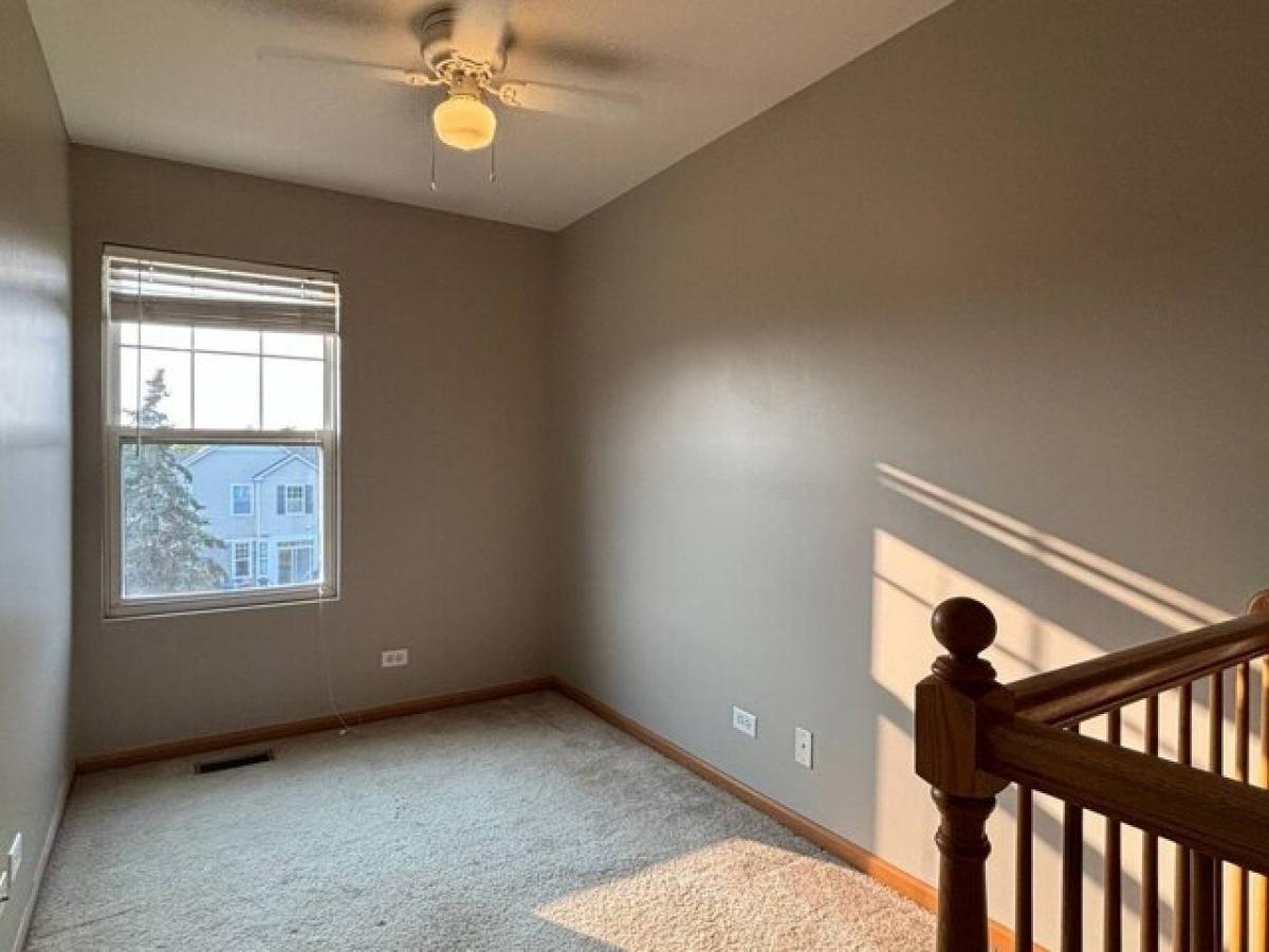 Picture of Home For Rent in Carpentersville, Illinois, United States