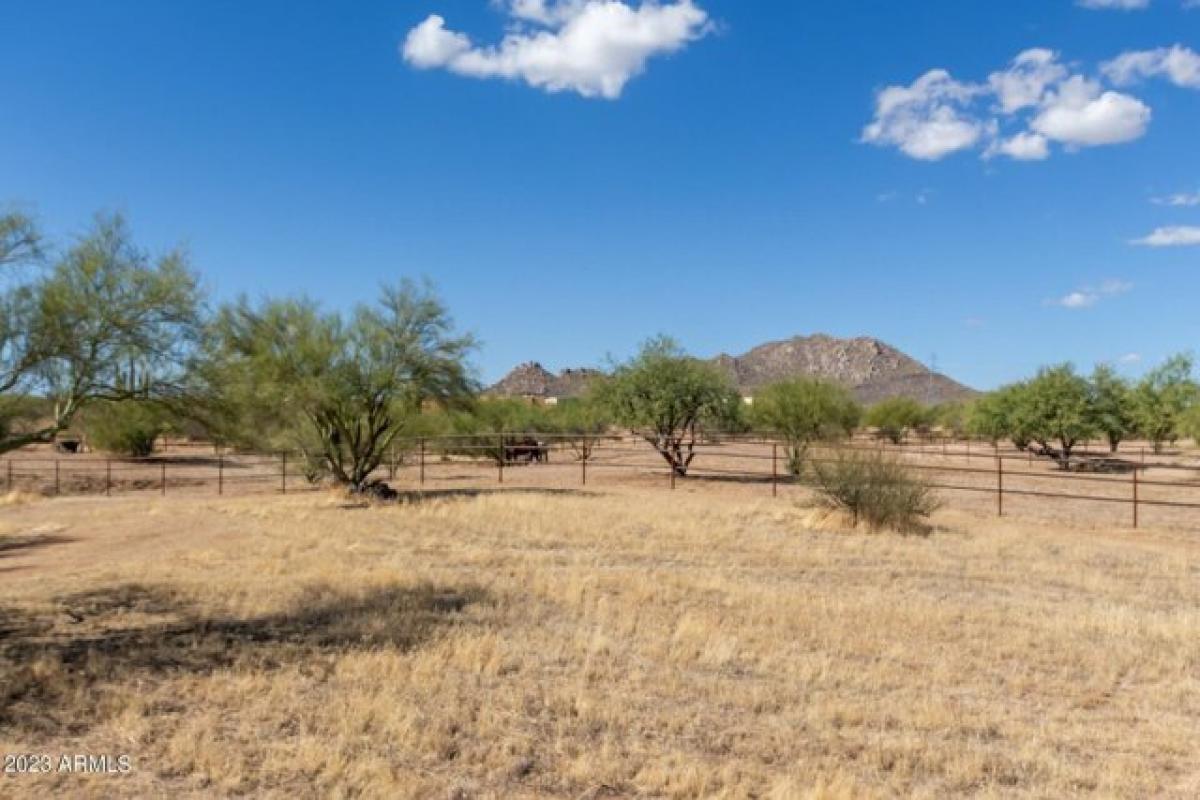 Picture of Residential Land For Sale in Scottsdale, Arizona, United States