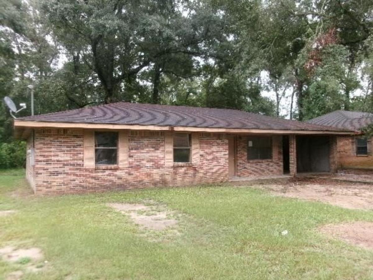 Picture of Home For Sale in Picayune, Mississippi, United States