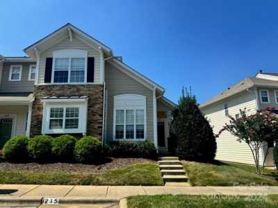 Home For Sale in Fort Mill, South Carolina