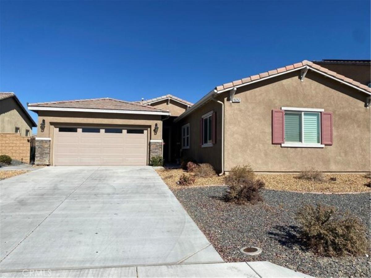 Picture of Home For Sale in Victorville, California, United States