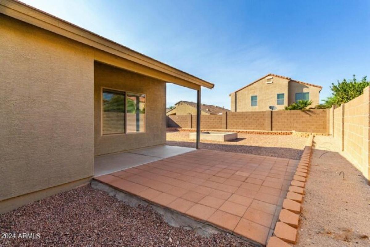 Picture of Home For Sale in Maricopa, Arizona, United States