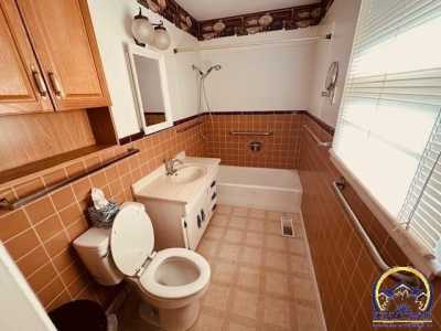 Home For Sale in Topeka, Kansas