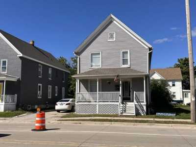 Home For Sale in Kenosha, Wisconsin