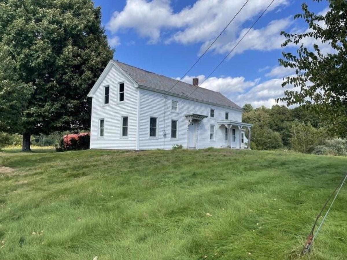 Picture of Home For Sale in Dudley, Massachusetts, United States