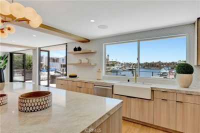 Home For Sale in Huntington Beach, California