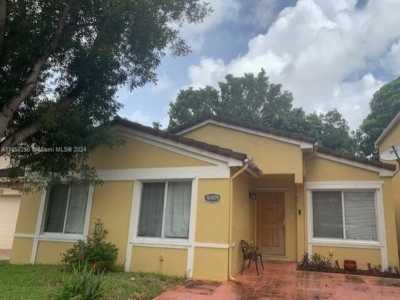 Home For Sale in Miami, Florida