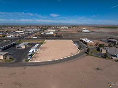 Residential Land For Sale in Imperial, California