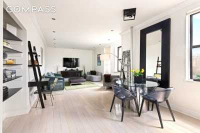 Home For Sale in Brooklyn, New York