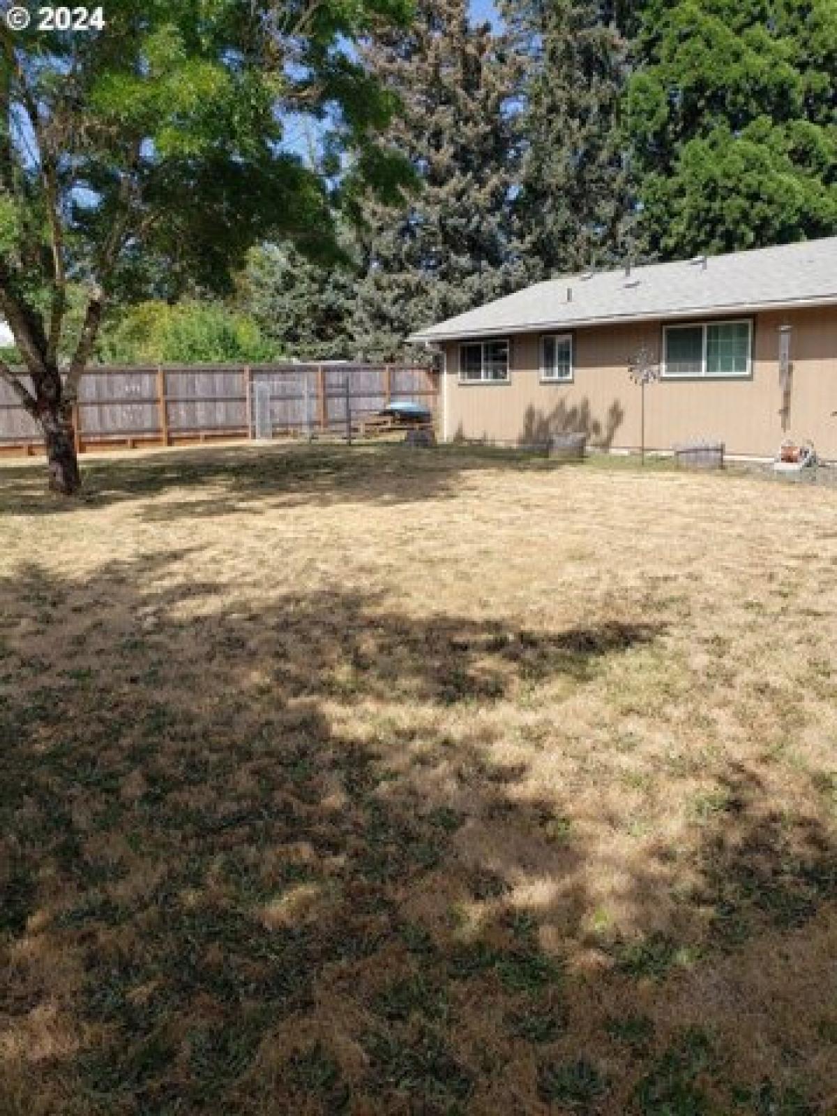 Picture of Home For Sale in McMinnville, Oregon, United States