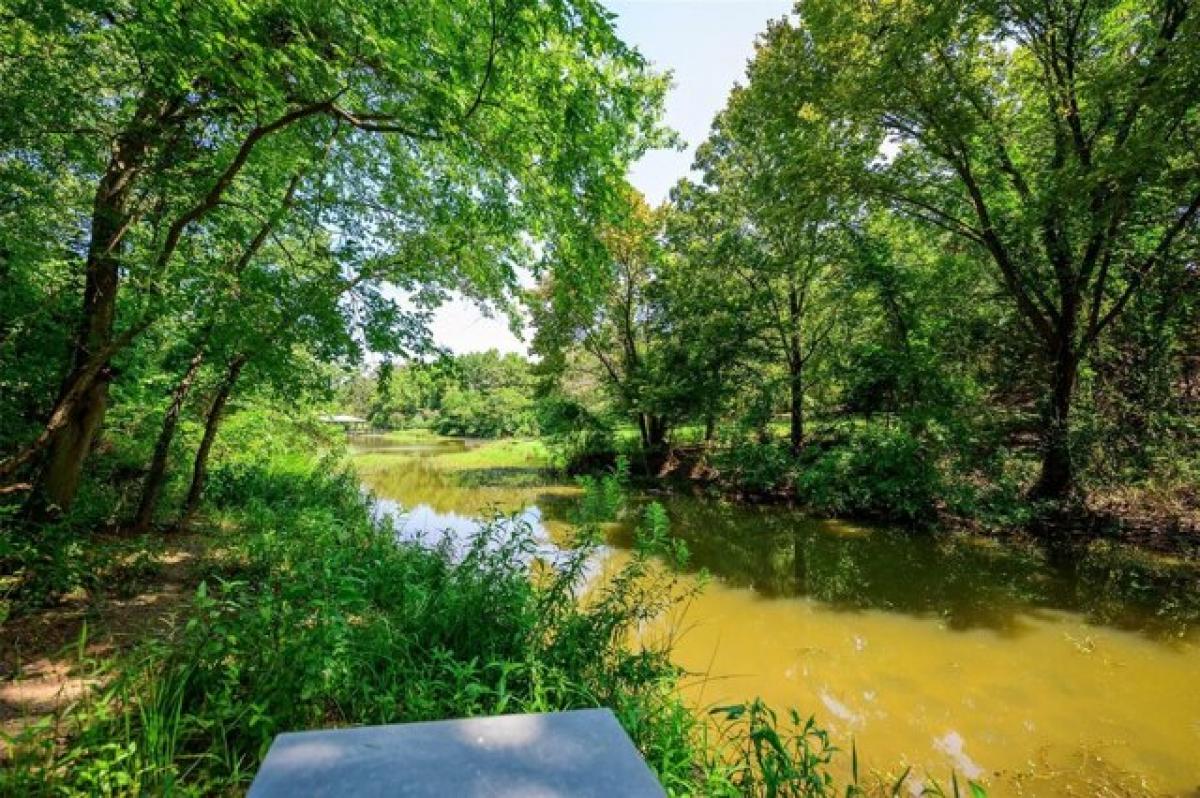 Picture of Home For Sale in Quitman, Texas, United States