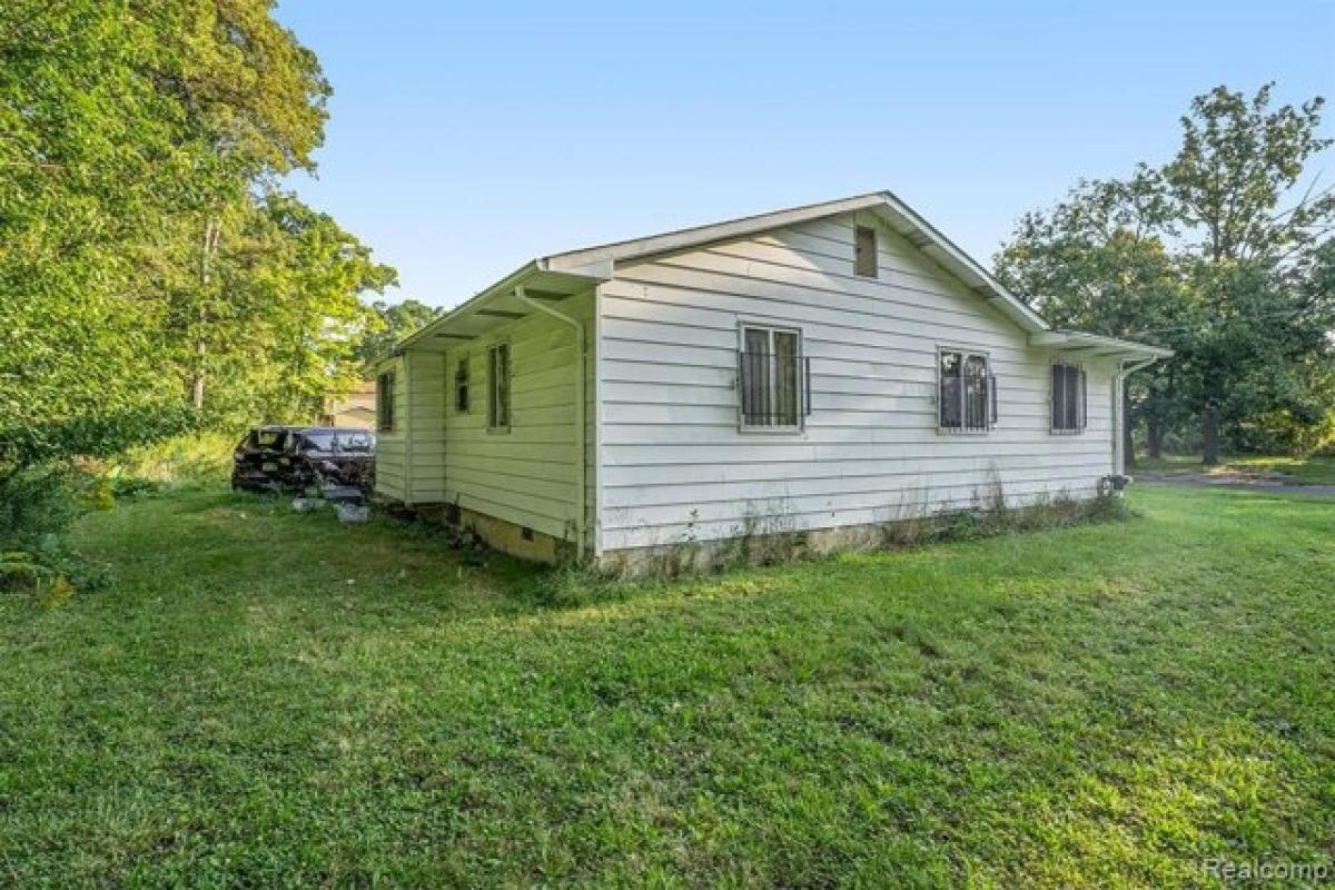 Picture of Home For Sale in Flint, Michigan, United States