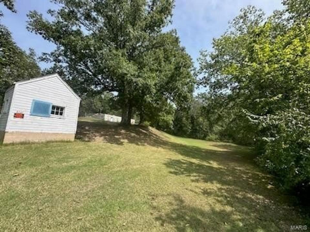 Picture of Residential Land For Sale in De Soto, Missouri, United States