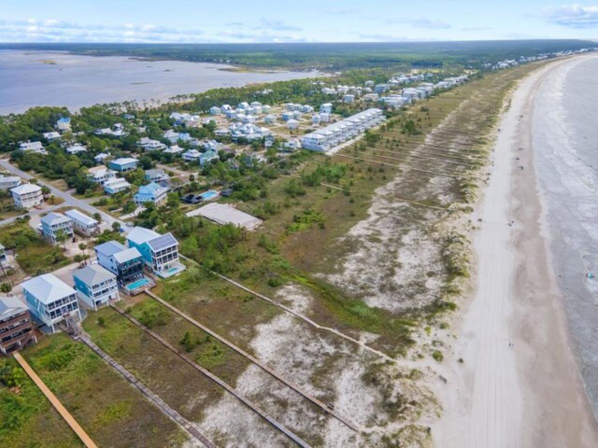 Picture of Residential Land For Sale in Port Saint Joe, Florida, United States