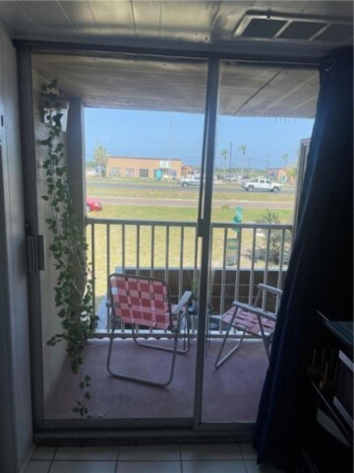 Picture of Home For Sale in Corpus Christi, Texas, United States