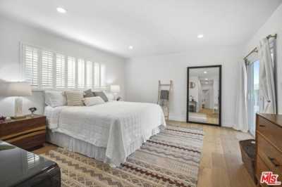 Home For Sale in Studio City, California