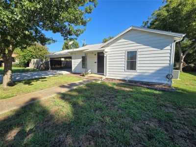 Home For Sale in White Settlement, Texas