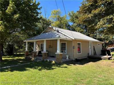 Home For Sale in Hackett, Arkansas