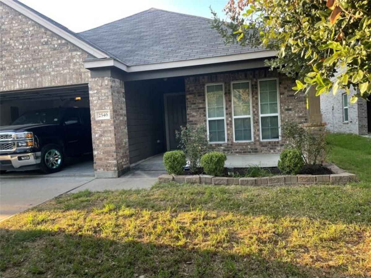 Picture of Home For Sale in Fresno, Texas, United States