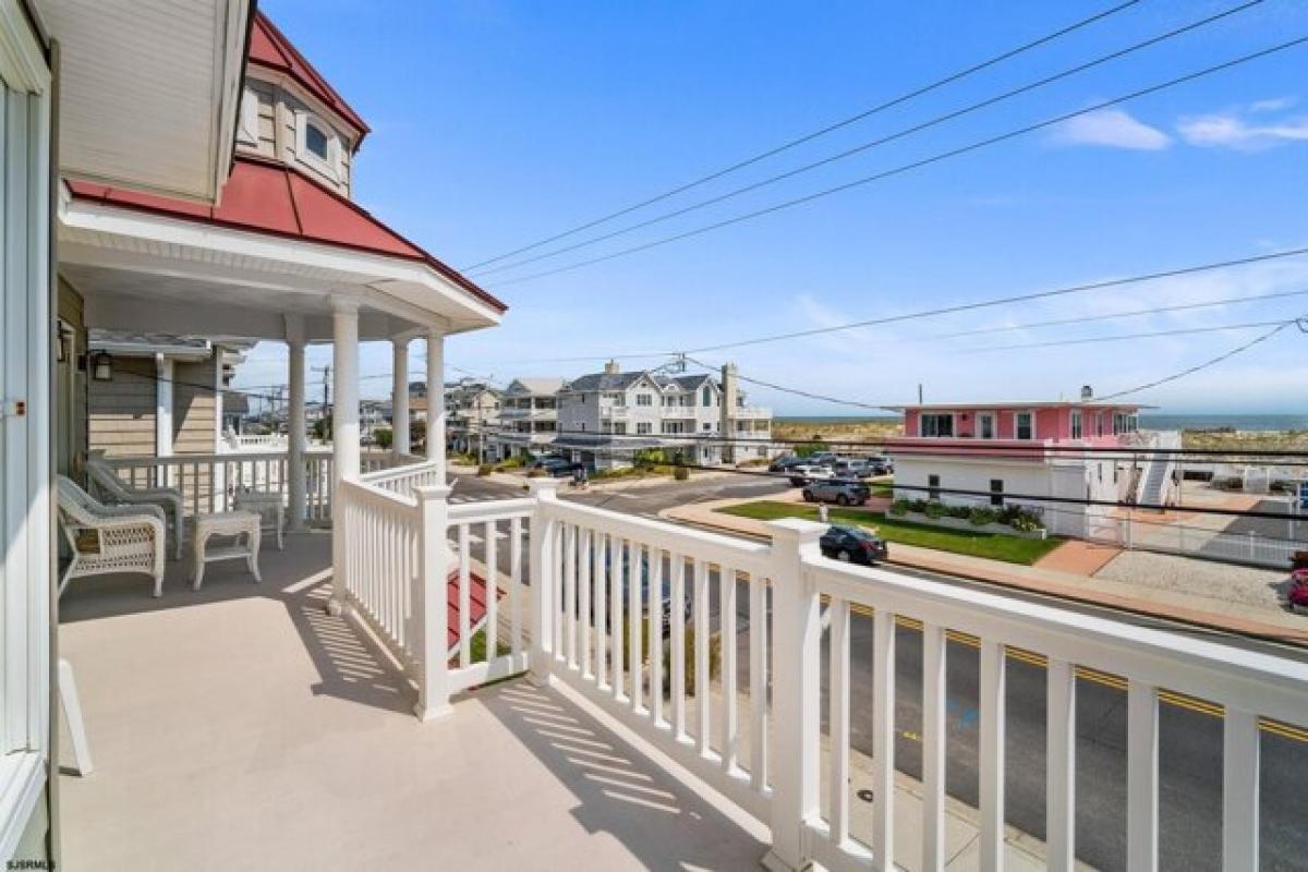 Picture of Home For Sale in Ocean City, New Jersey, United States