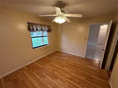 Home For Sale in Leesburg, Florida