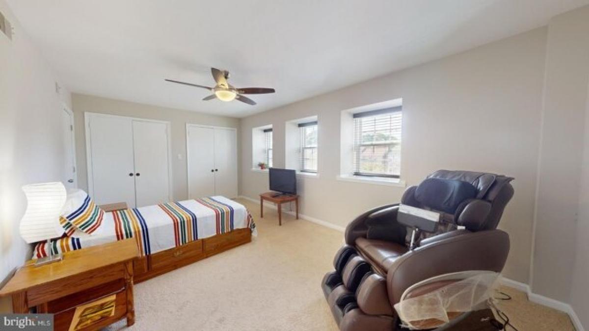 Picture of Home For Sale in Fairfax, Virginia, United States