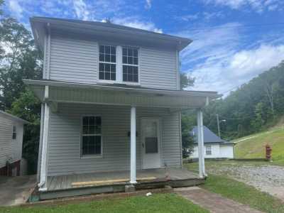 Home For Sale in Paintsville, Kentucky