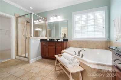 Home For Sale in Mooresville, North Carolina