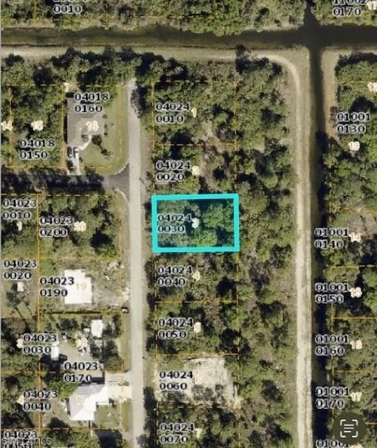 Picture of Residential Land For Sale in Lehigh Acres, Florida, United States