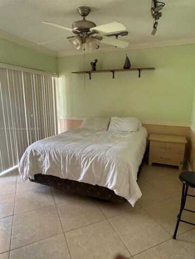 Home For Rent in Coral Springs, Florida