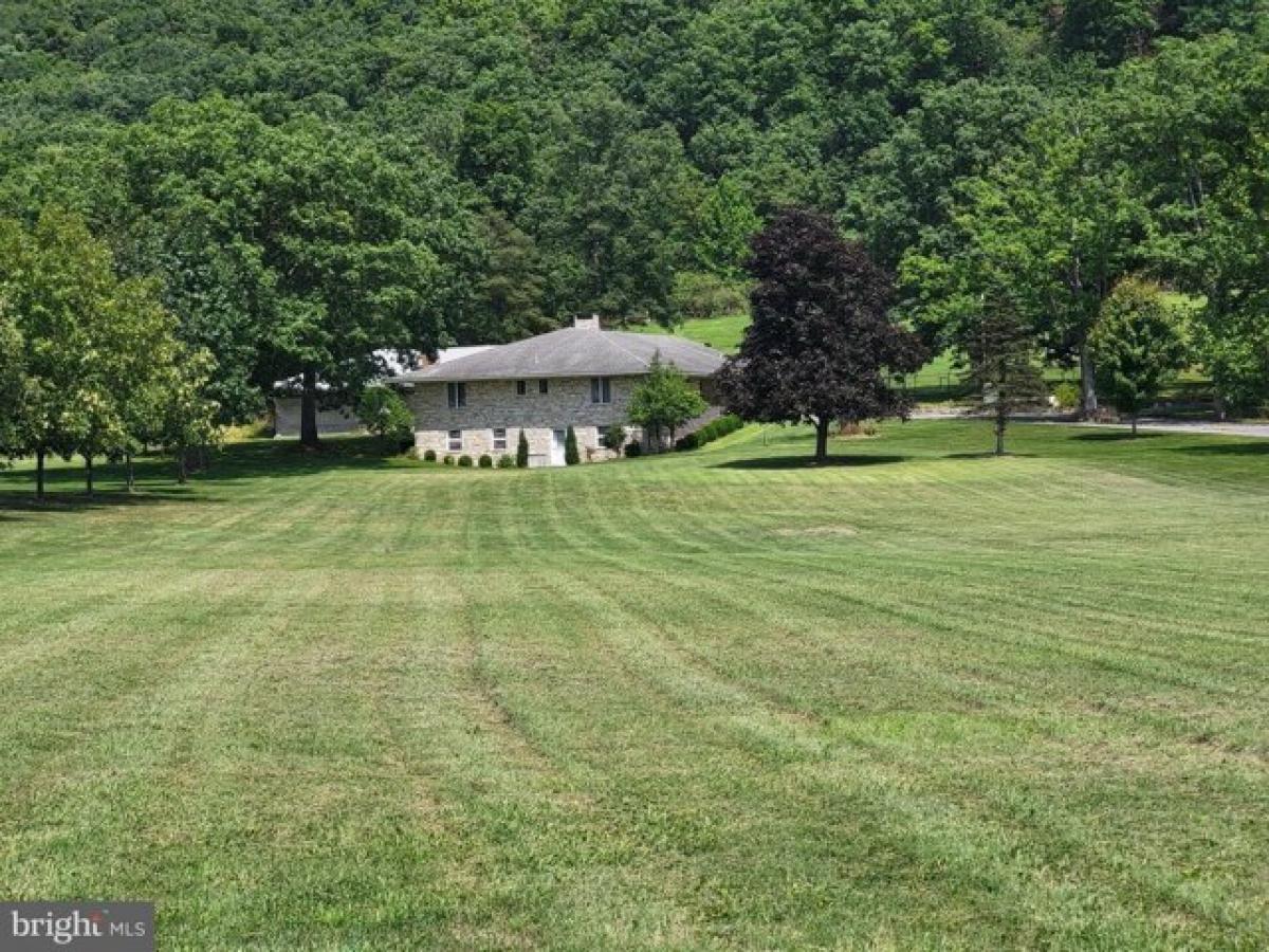 Picture of Home For Sale in Everett, Pennsylvania, United States