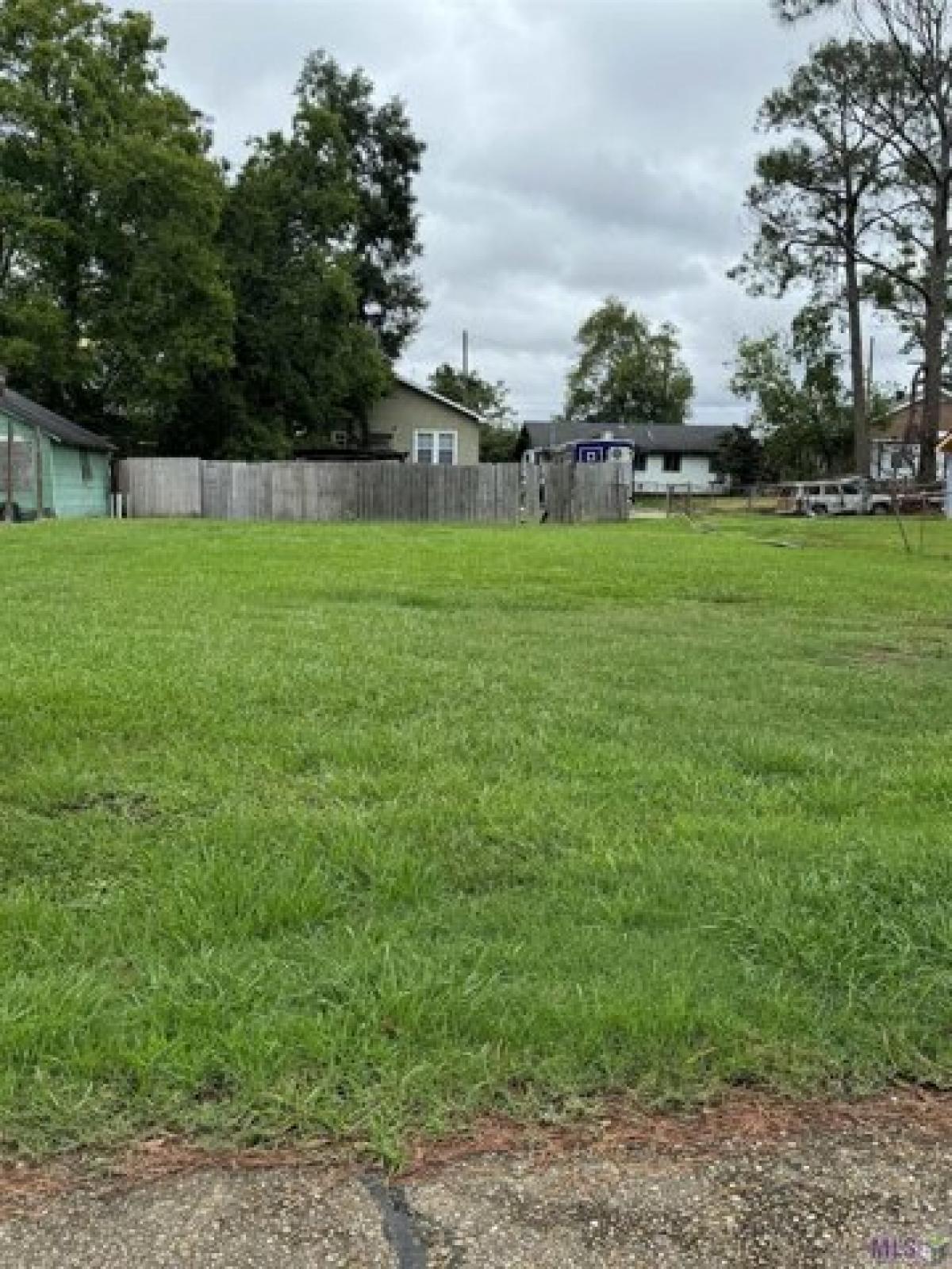 Picture of Residential Land For Rent in Baton Rouge, Louisiana, United States