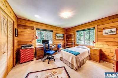 Home For Sale in Port Angeles, Washington