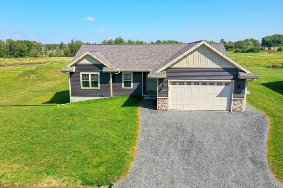 Picture of Home For Sale in Stetsonville, Wisconsin, United States