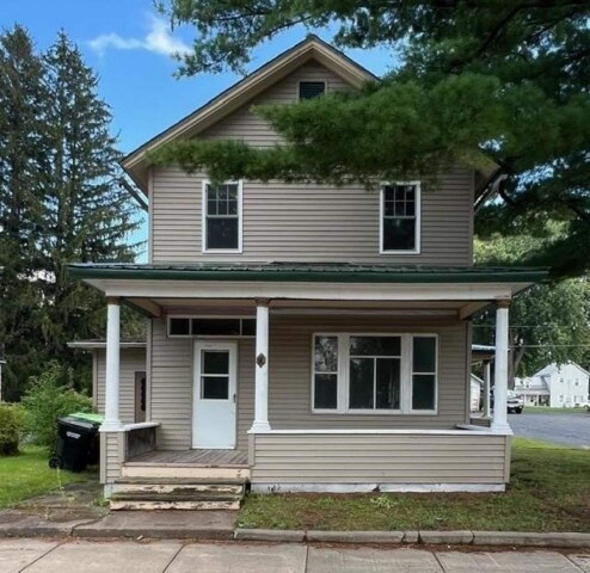 Picture of Home For Sale in Greenwood, Wisconsin, United States