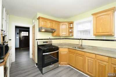 Home For Sale in Newark, New Jersey