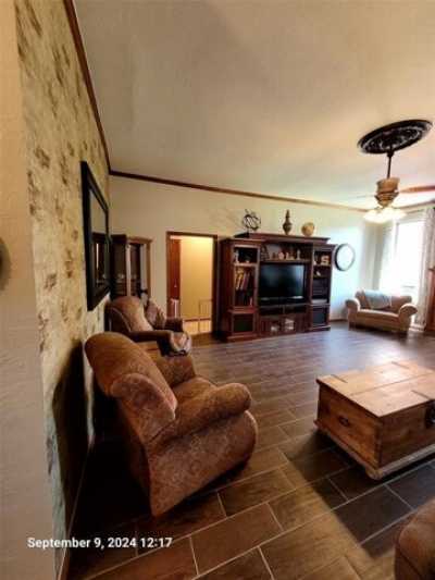 Home For Sale in Piedmont, Oklahoma