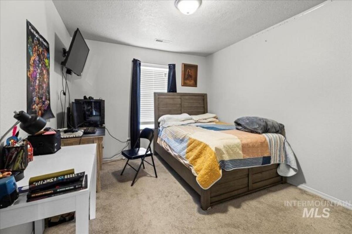 Picture of Home For Sale in Nampa, Idaho, United States