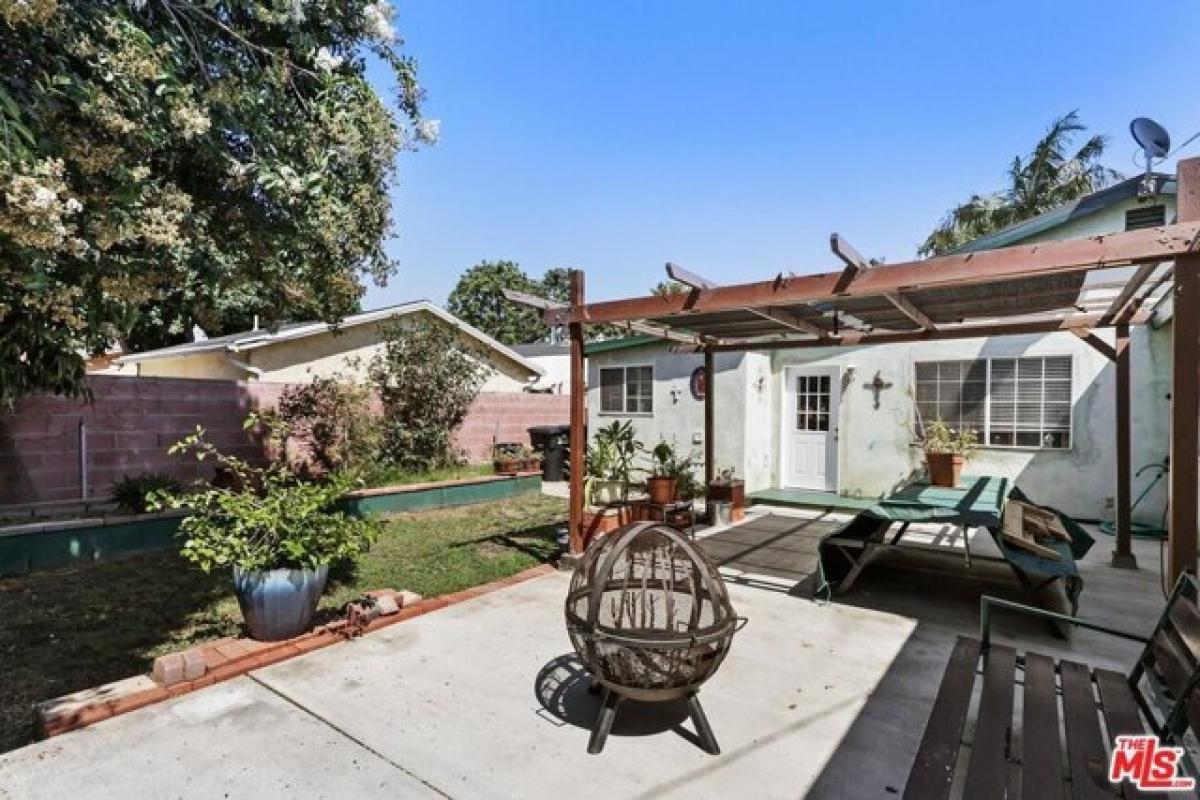 Picture of Home For Sale in South Gate, California, United States