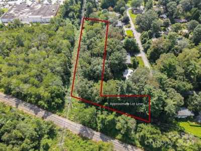 Residential Land For Sale in Hendersonville, North Carolina